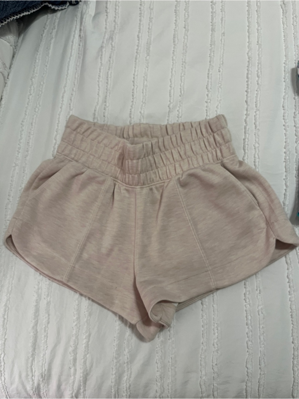 Yogalicious Cream Scuba Zuri Shorts - Light Cream